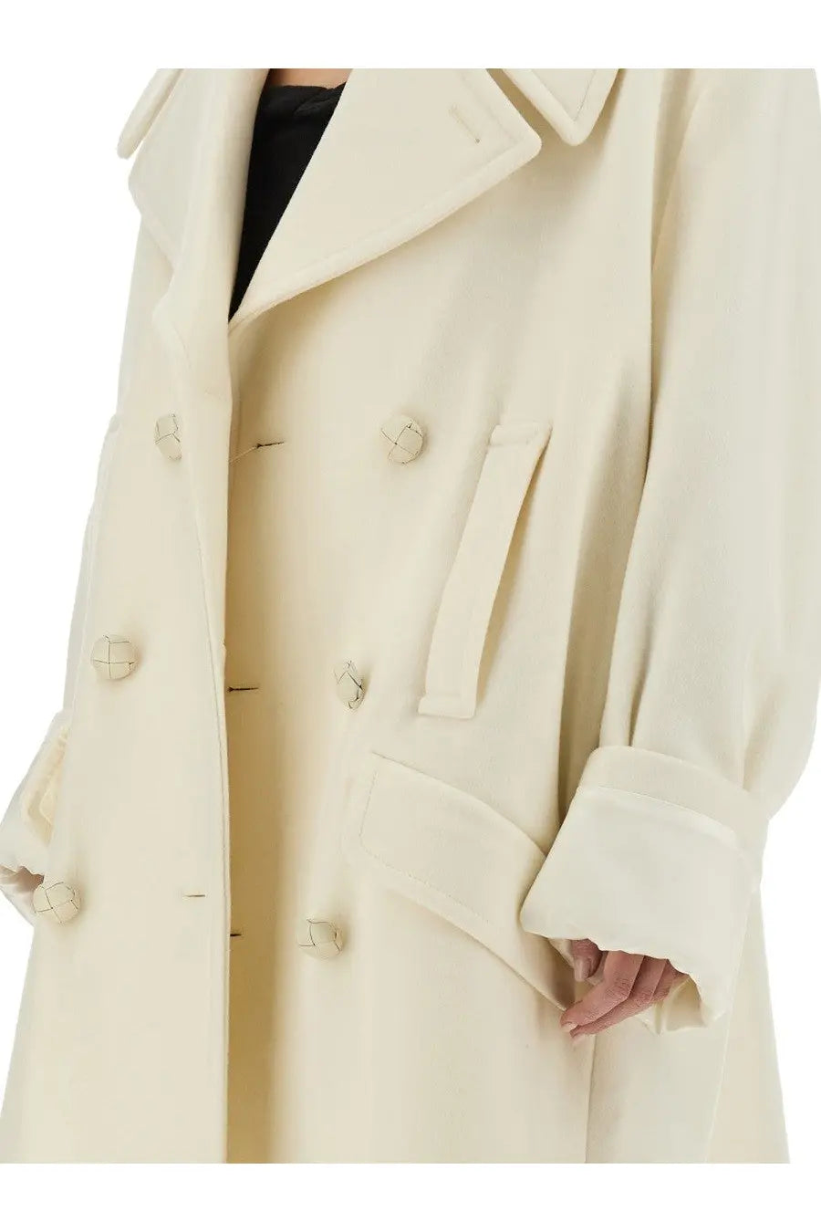 Mm6 maison margiela women’s cream-colored wool double-breasted coat with matching buttons and wide lapels