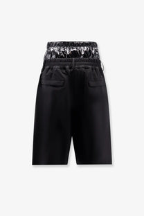 Black moncler genius men’s shorts with shiny reflective elastic waistband and two side pockets for casual wear