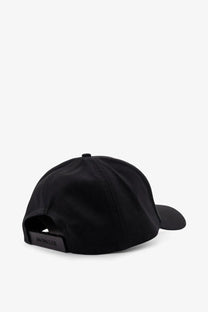Black Moncler men’s cotton baseball cap with matte finish and adjustable strap featuring marc jacobs branding