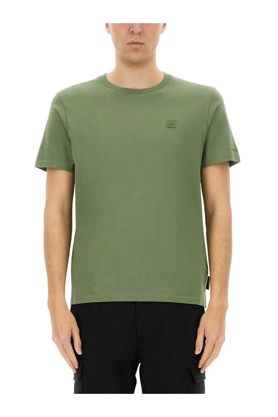 Olive green moose knuckles men’s short-sleeved crew neck t-shirt with small embroidered logo on left chest