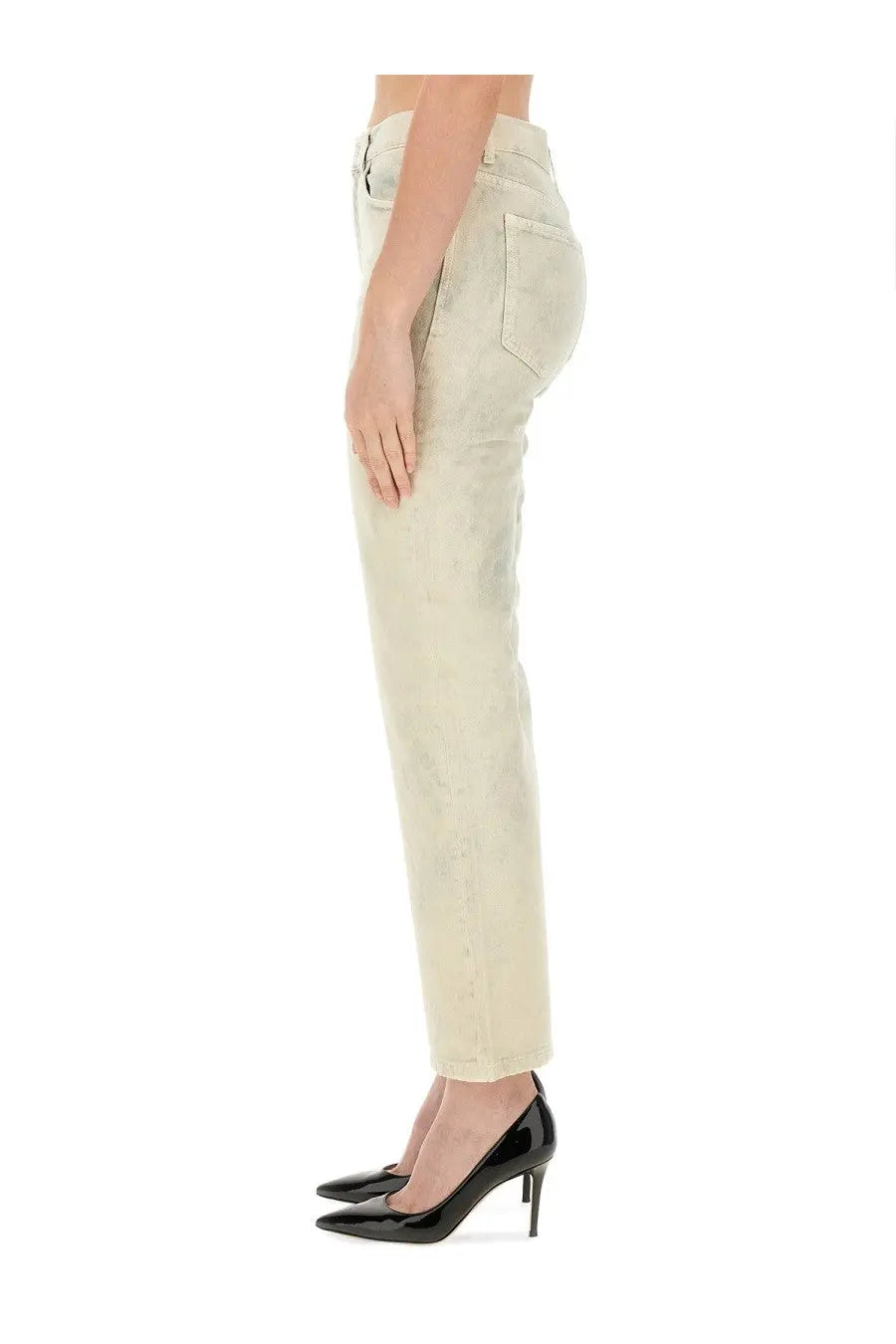 Moschino jeans women’s cropped straight-leg denim jeans in cream with faded wash and classic five-pocket design