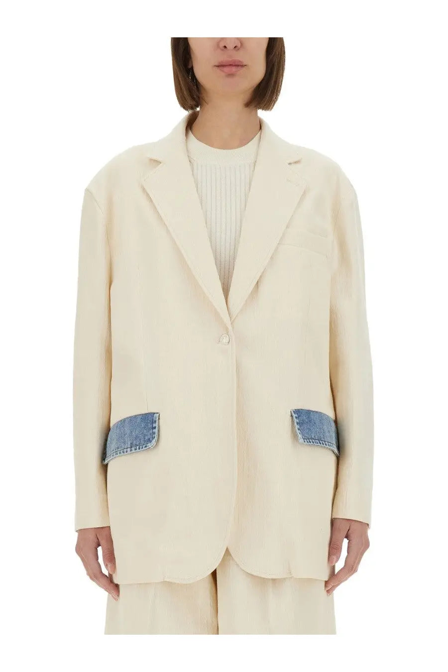 Cream-colored Moschino Jeans women’s urban blazer with denim patch pockets perfect for casual wear