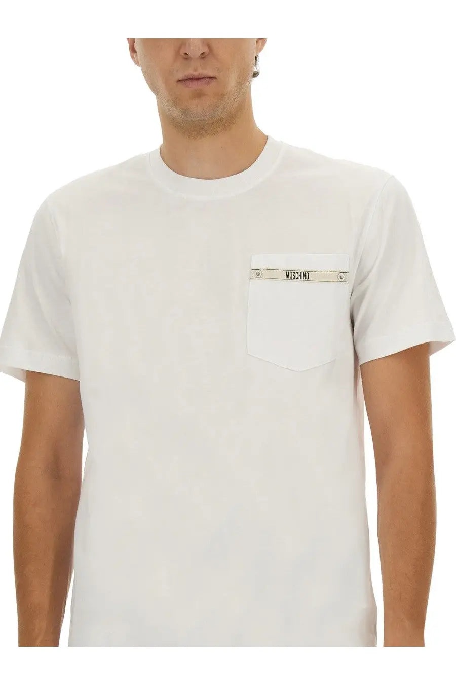 Moschino men’s white t-shirt with front pocket featuring metallic bar detail and embroidered brand name