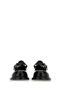 Moschino women’s mary jane olivia black shoes in patent leather with gold-tone buckle details
