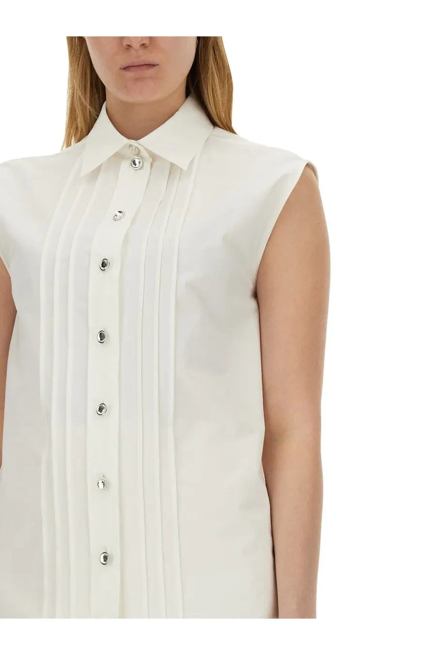 Moschino women’s white poplin sleeveless blouse with classic collar and silver-toned button pleated front