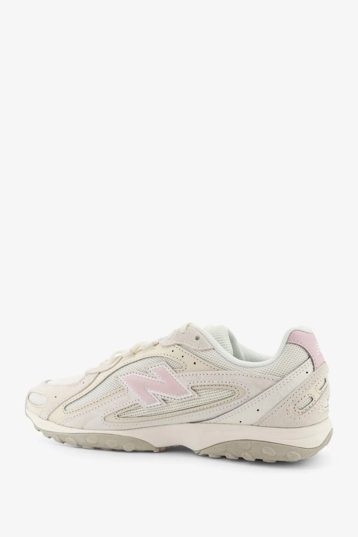 New Balance men’s mesh sneakers white with cream color, soft pink n logo, and breathable mesh upper
