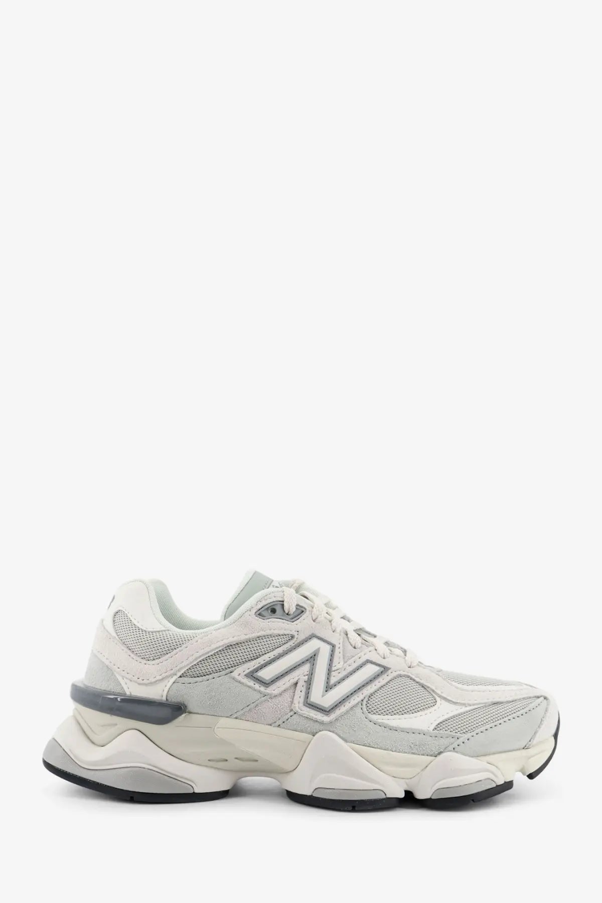 New Balance Men's Mesh and Suede Sneakers Grey