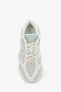 New Balance Men's Mesh and Suede Sneakers Grey