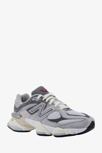 New balance men’s sneakers in grey mesh and suede with chunky layered sole design gray and white 990v3 model