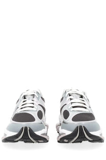 New Balance unisex Abzorb sneaker grey with silver and black upper and chunky layered sole design