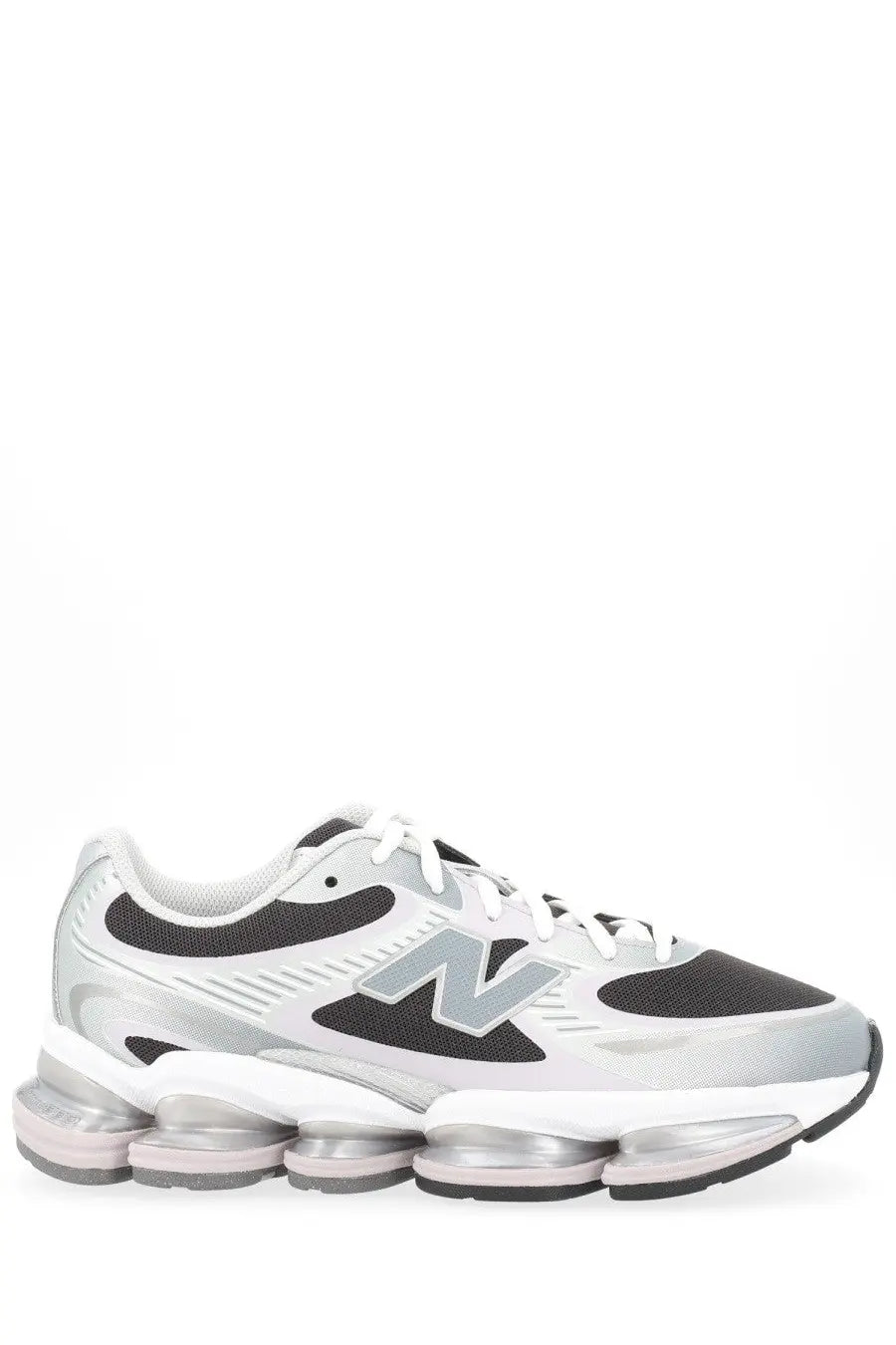 New balance unisex abzorb sneaker grey in silver and black with transparent air-cushioned sole