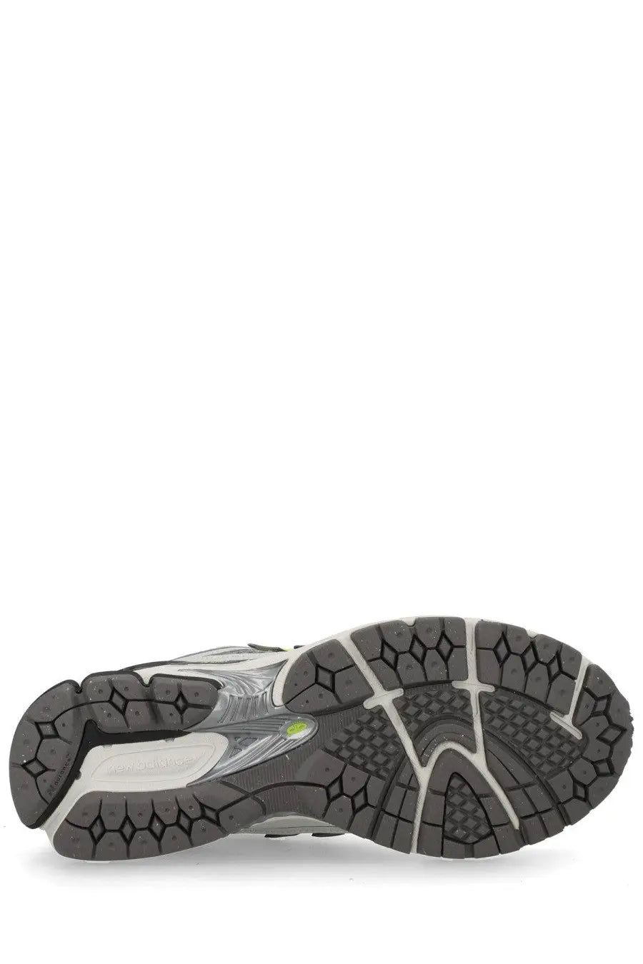 Gray and white rubber sole with geometric tread pattern of new balance unisex sneaker u1906r grey