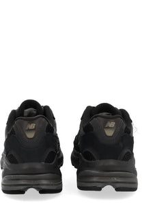New Balance unisex sneaker U2010 black with mesh and suede upper and chunky rubber sole