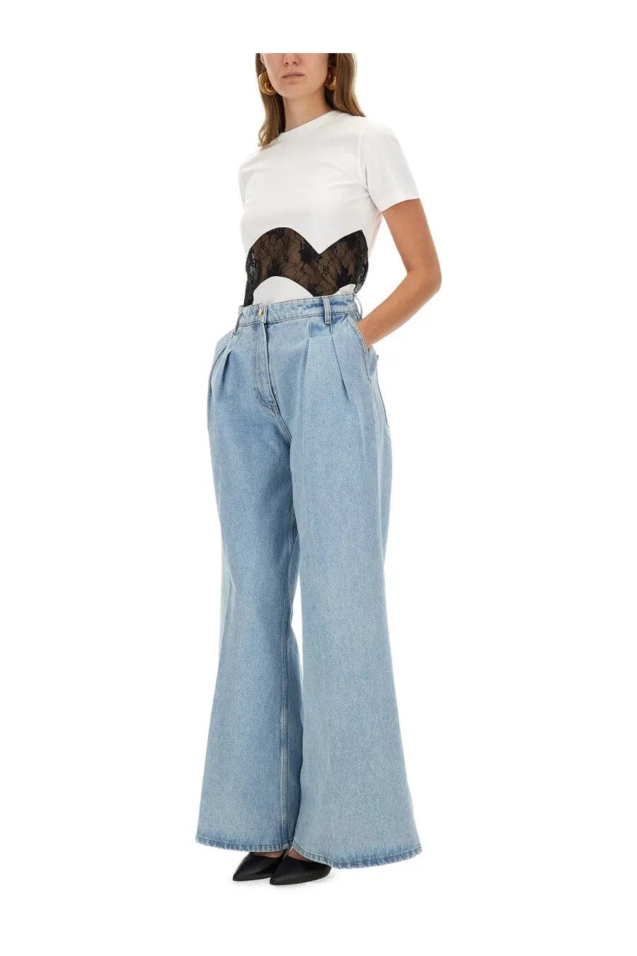 Light-wash denim high-rise flared trousers with classic button and zipper closure for women