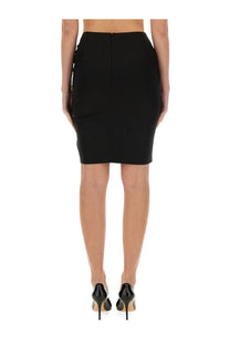 Nina Ricci women’s black pencil skirt with sleek form-fitting silhouette and subtle side seam detailing