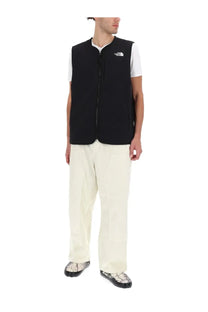 Black the north face men’s ilti liner vest with front zipper logo on chest ideal for outdoor layering