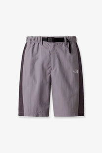 The North Face men’s nylon Bermuda shorts in black feature gray with black checkered side panels and a black belt