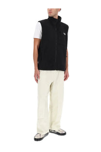 The North Face men’s Yumiori vest is a black fleece vest with a high collar and front zipper for warmth and comfort