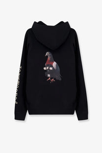 Black oamc peacemaker men’s felpa in cotone hoodie showing back with detailed red and gray pigeon graphic holding camera