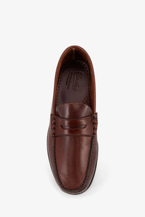 Paraboot men’s leather loafers in brown with classic penny strap and stitched detailing for stylish wear