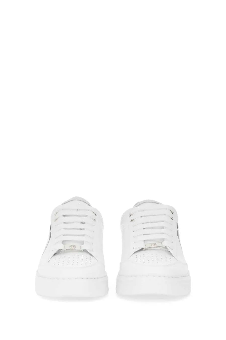 Philipp plein men’s white leather sneakers with perforated detailing and metallic eyelets for casual wear