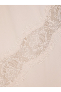 Delicate cream-colored lace trim with intricate floral patterns on pinko women’s lydia satin top pink