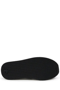 Back side of premiaata women’s sandalo moura black showing black rubber sole with textured grip and embossed logo on heel