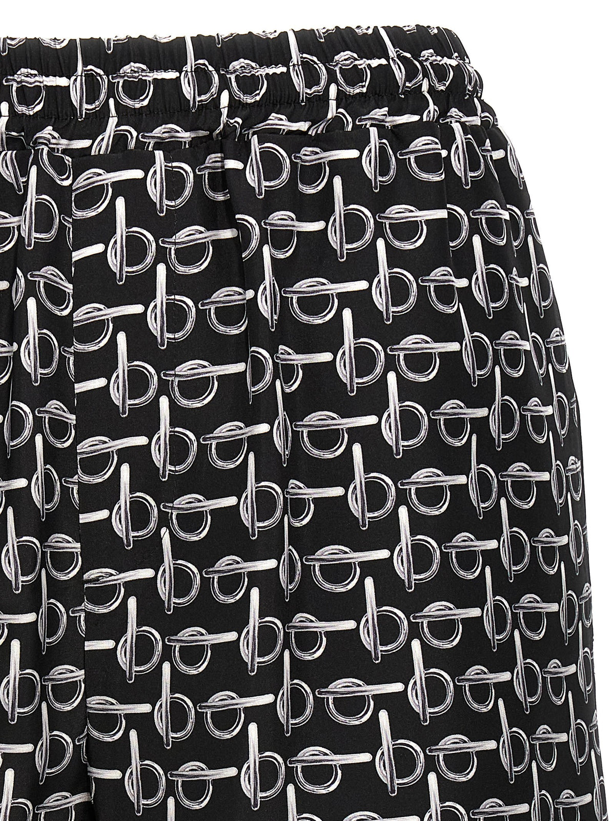 Burberry Press Shorts Black