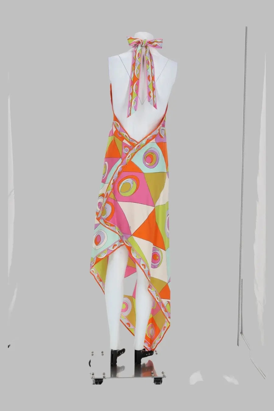 Pucci women’s abito in twill di seta multicolor halter dress with vibrant geometric pattern and tie-back ribbon