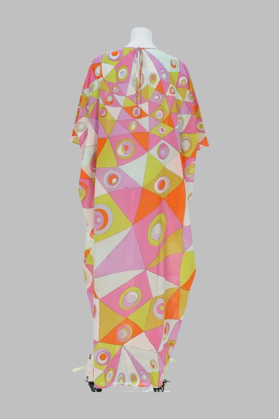 Pucci women’s caftano cotton kaftan in multicolor with vibrant geometric patterns and circular motifs in pink orange yellow and white