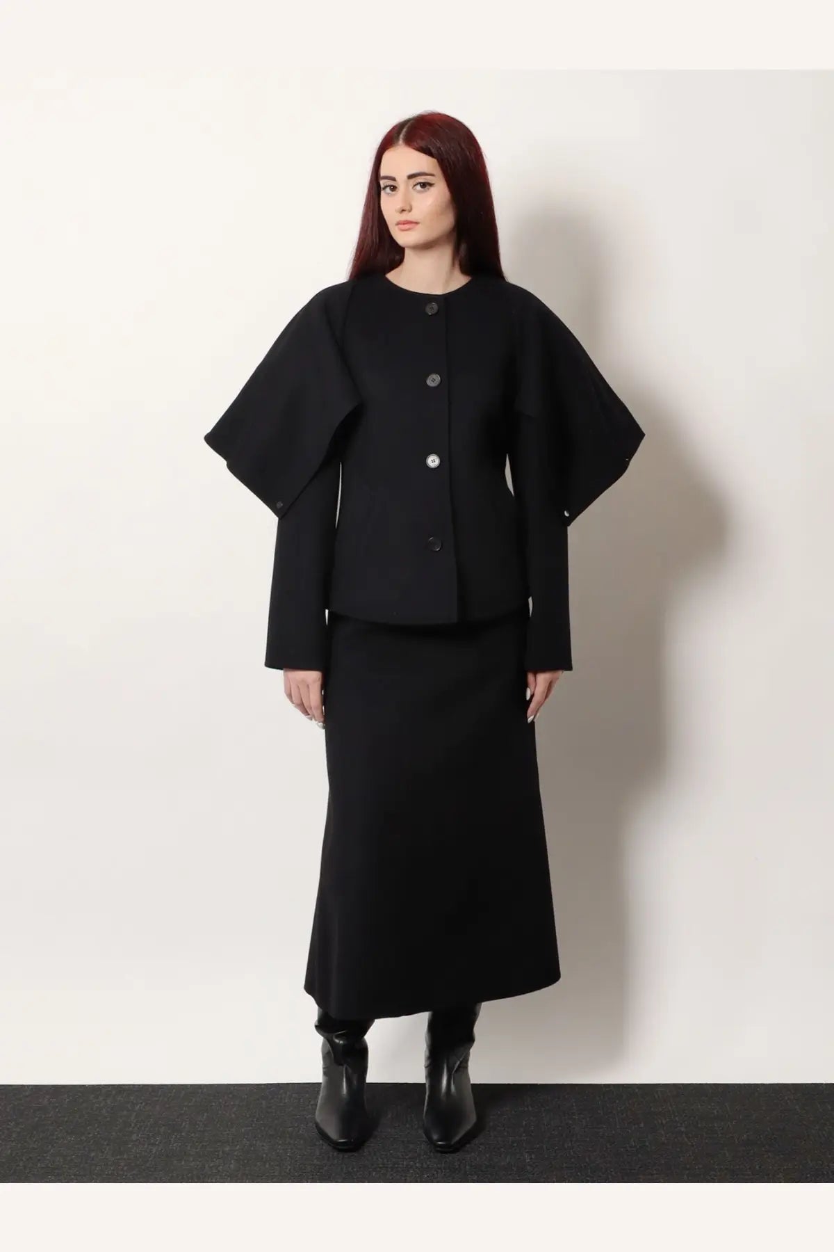 R2w women’s catran black wool and cashmere blazer with a cape-style design and wide structured sleeves