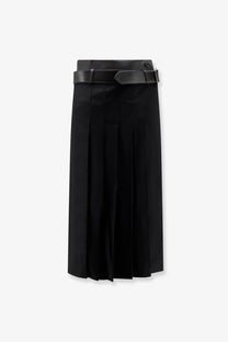 R2W women’s Nayla black wool pleated midi skirt with matching leather belt for stylish casual wear
