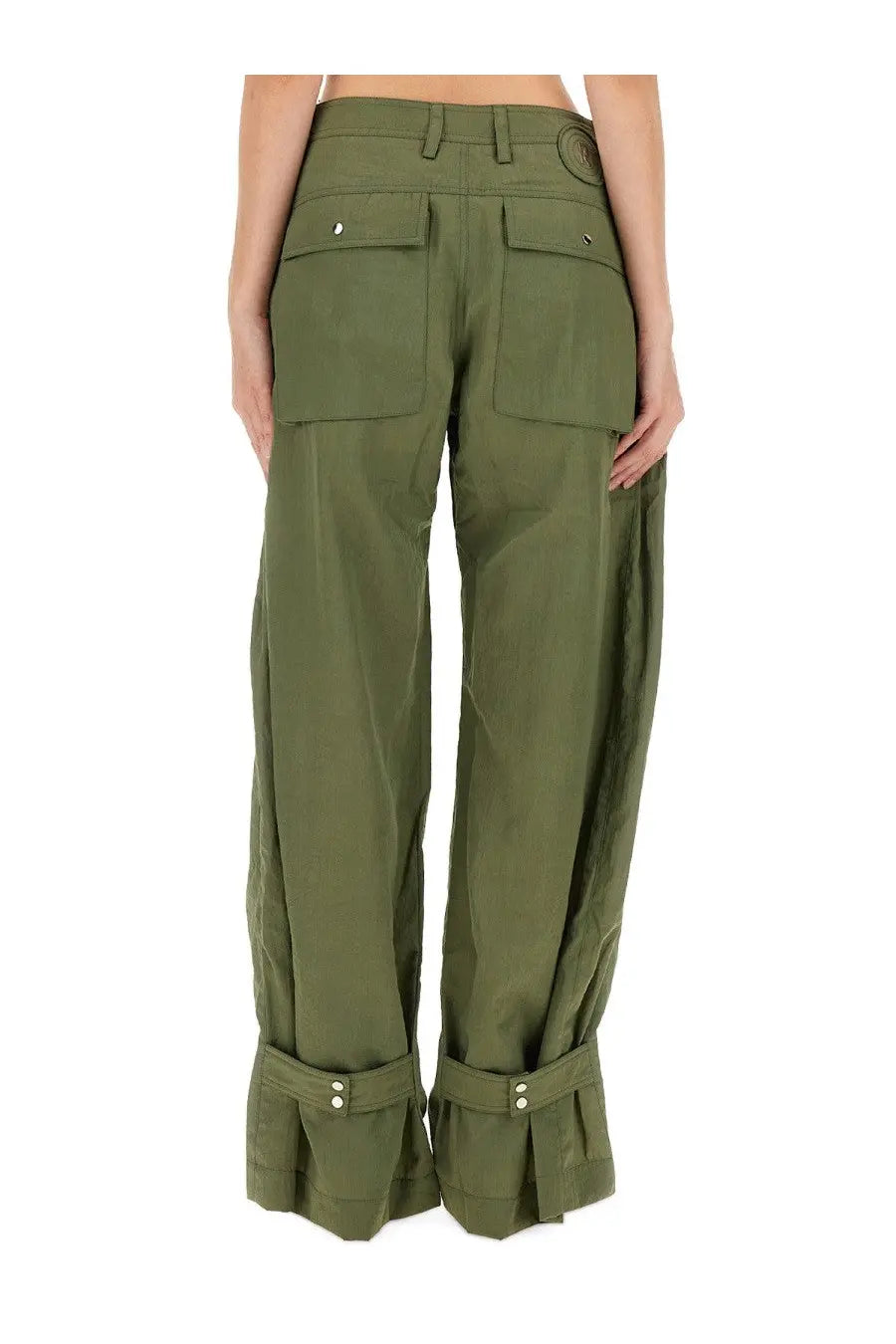 Back view of rabanne women’s olive green wide-leg cargo pants with two back pockets and buttoned cuffs