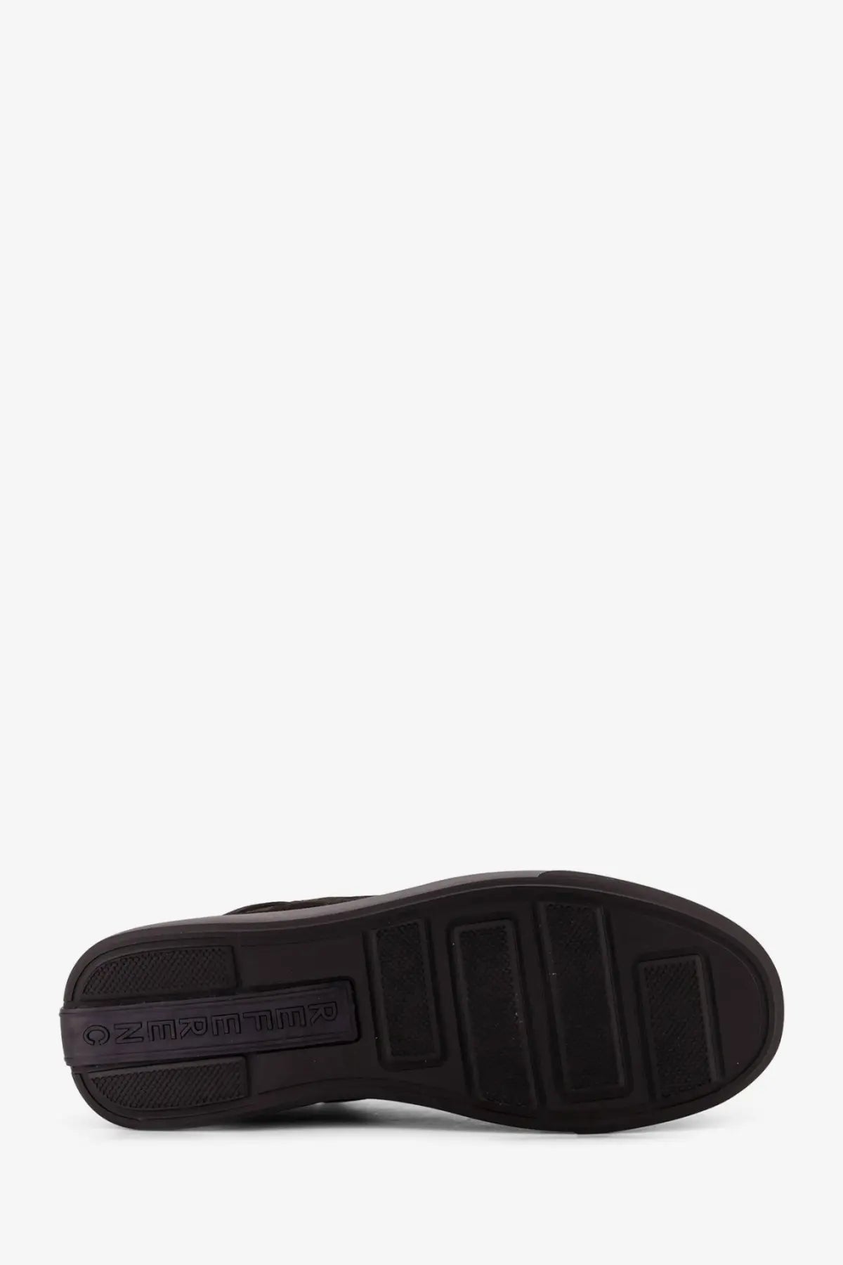 Black rubber sole with textured tread and embossed logo of reference men’s tahoe suede lace up shoes brown