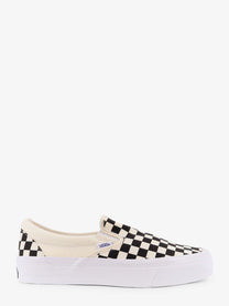 Vans Men's Premium Slip on Sneakers White