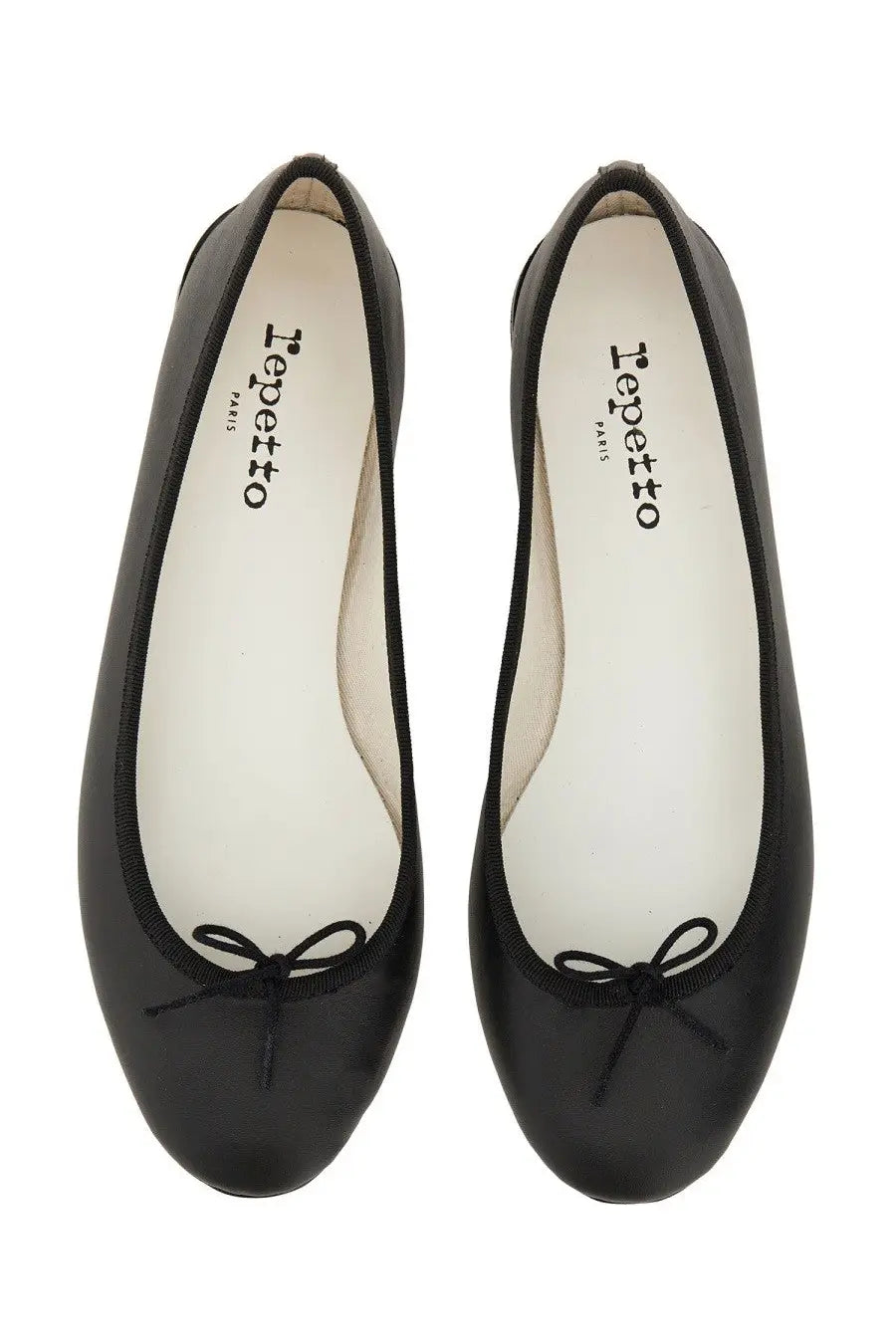 Repetto women’s ballerina cendrillon black patent leather flats with small bow and branding on the insole