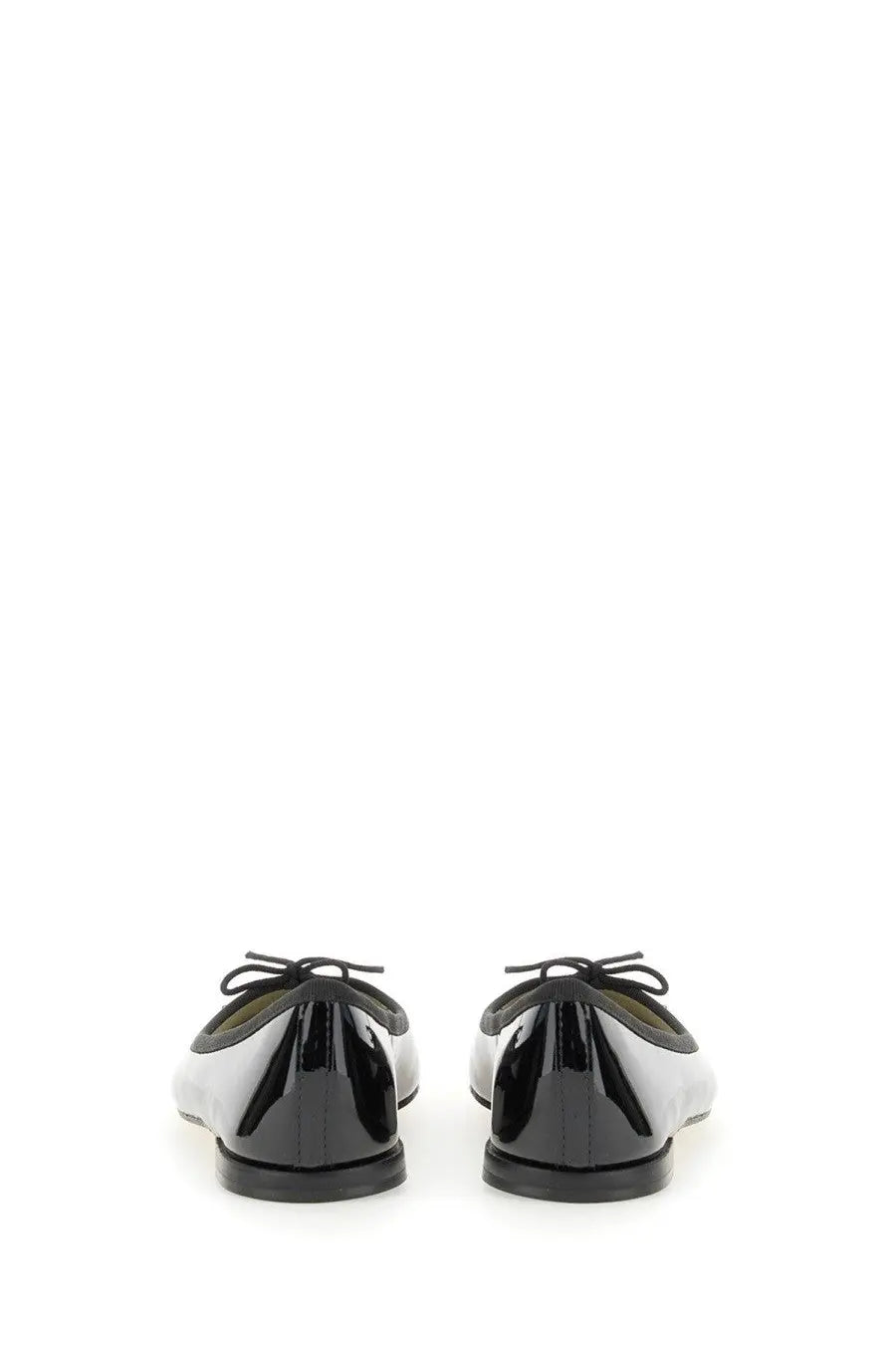 Repetto women’s ballerina cendrillon black black and white patent leather ballet flats with a glossy finish