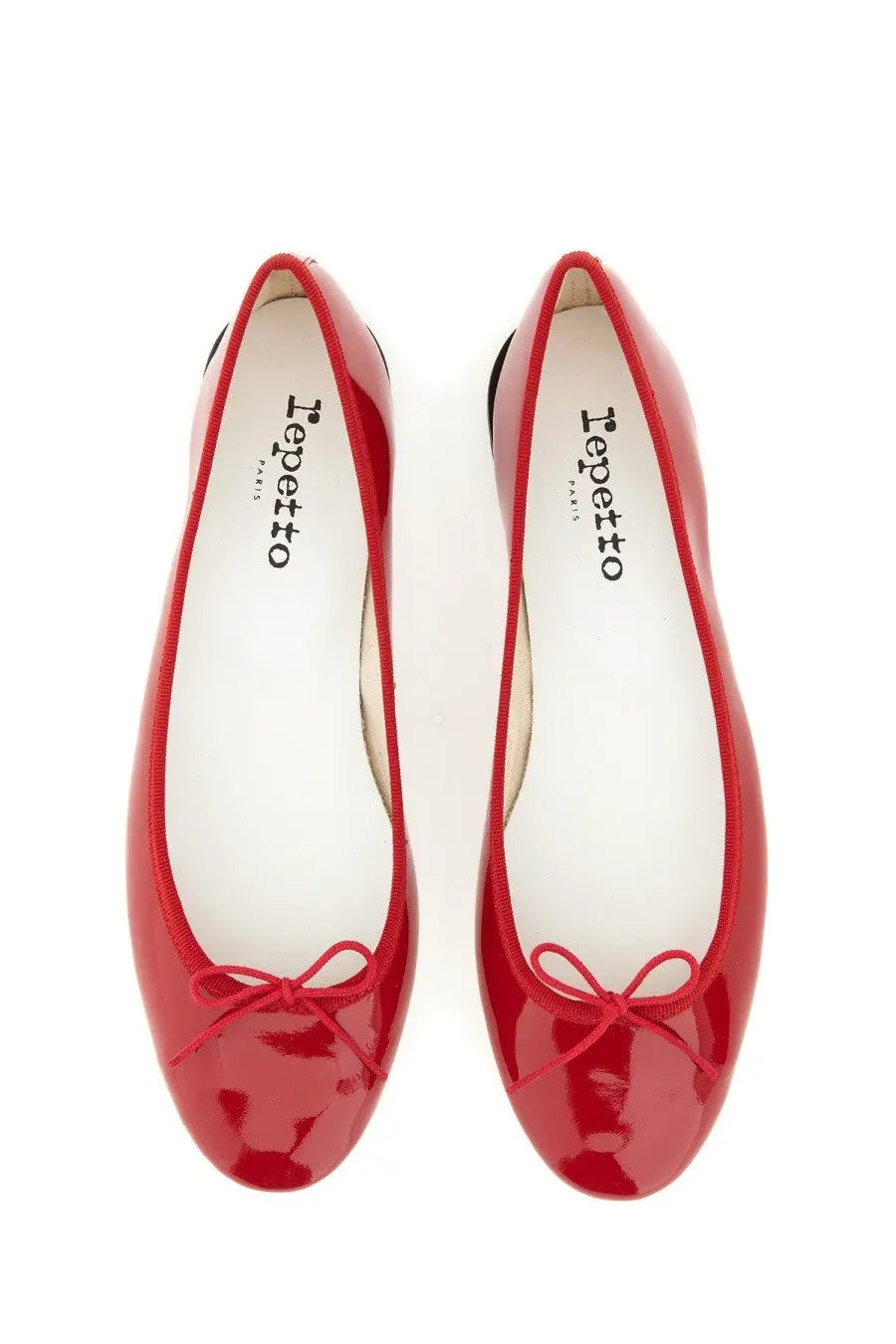 Repetto women’s ballerina cendrillon red patent leather ballet flats with small bow at the toe