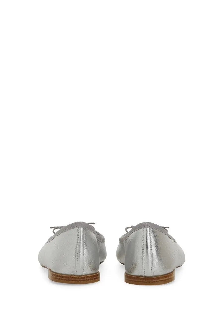 Repetto women’s ballerina cendrillon silver flat shoes with metallic sheen and delicate bow details at the toe