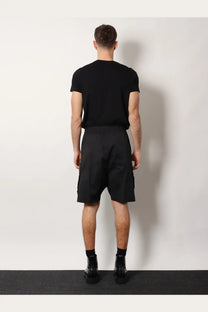 Rick Owens men’s black organic cotton cargo shorts with relaxed fit and multiple side pockets