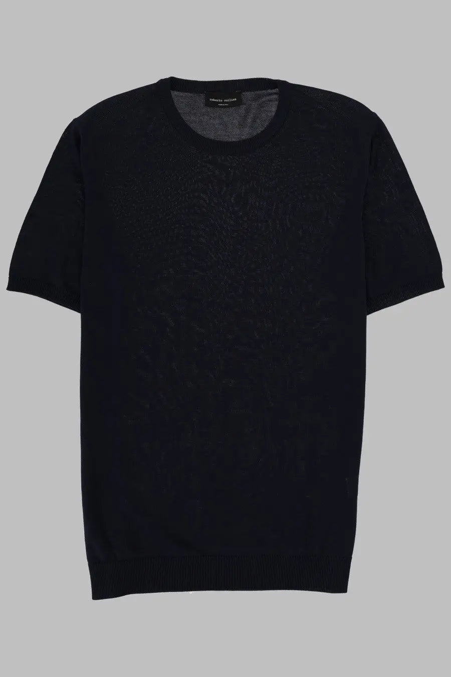 Roberto Collina men’s black short-sleeved knit sweater with subtle textured pattern and ribbed cuffs