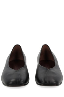Roberto festa women’s écolleté vina black black leather ballet flats with sleek minimalist design and subtle stitching details