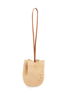 Ruslan Baginskiy women’s borsa the hatbag beige woven straw bucket bag with tan leather handle and embroidered logo detail