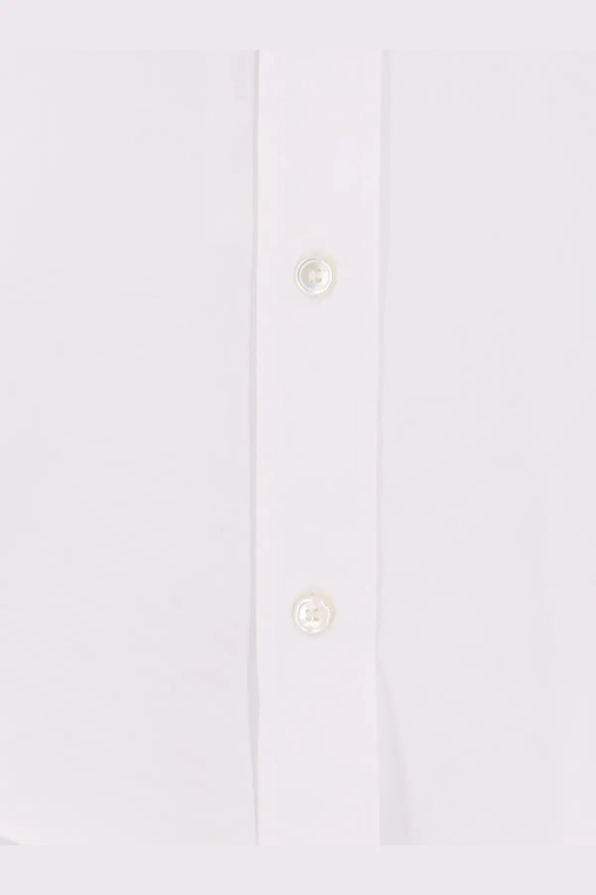 S Max Mara women’s Smmadele white cotton shirt with crisp fabric and subtle stitching along the placket
