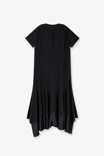 Sacai women’s black cotton dress with short sleeves and a pleated hemline perfect for stylish wear