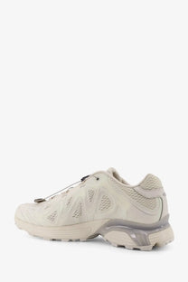 Salomon men’s xt whisper void mesh and rubber sneakers in cream with mesh upper and translucent gray midsole