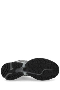 Black and silver salomon unisex xt whisper trail running shoe with rugged outsole for off-road use