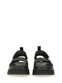 UGG Women's Sandal Goldenglow Black