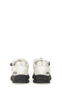 Saucony men’s Progrid Triumph sneaker white with black accents textured upper perforated breathability chunky soles