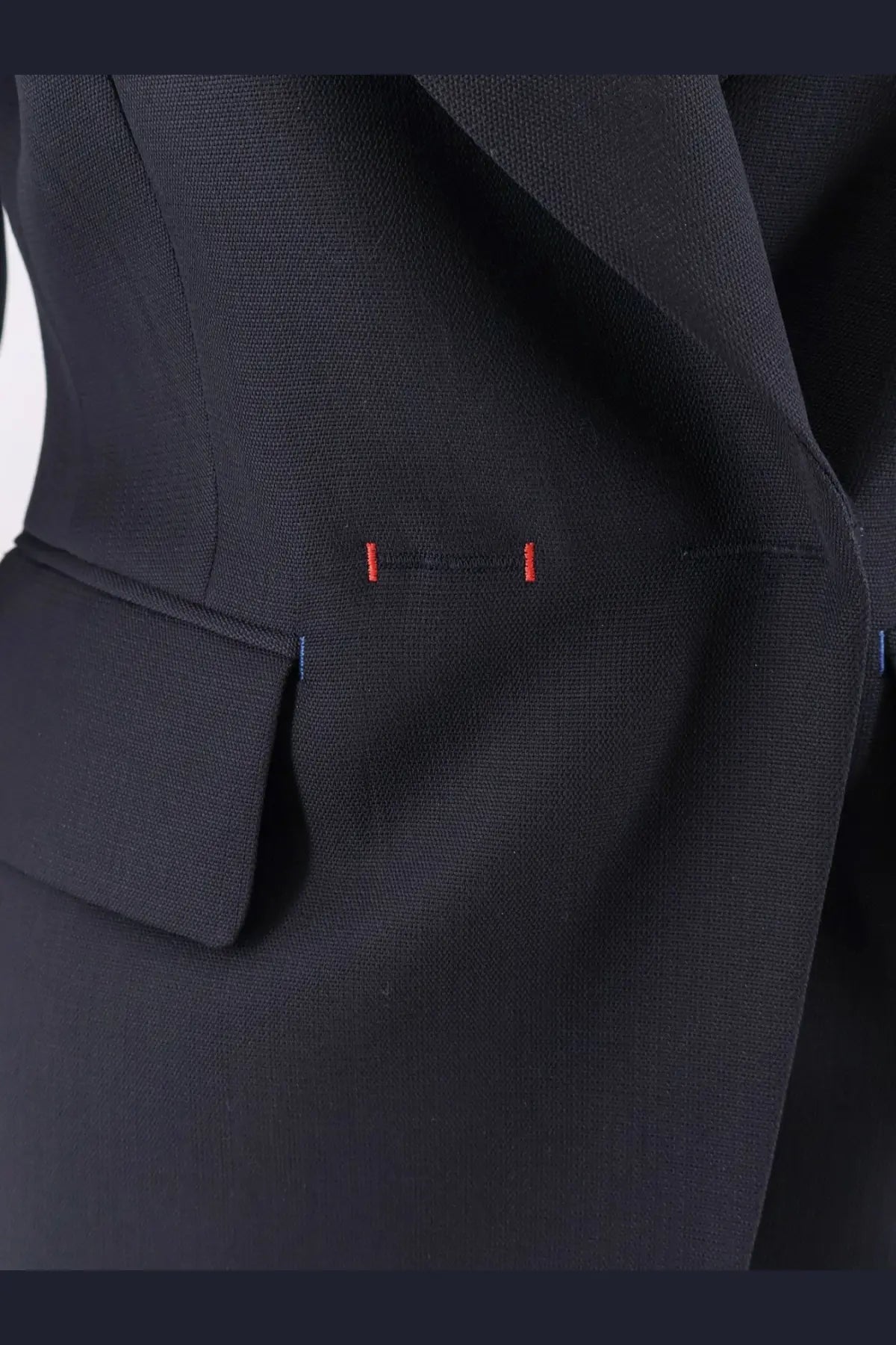 Seafarer women’s blazer Gilda in lana vergine black with textured fabric and contrasting red and blue stitching details